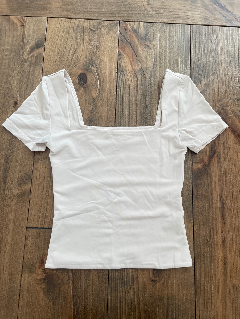 Aritzia White Square Neck Short Sleeve Crop Top